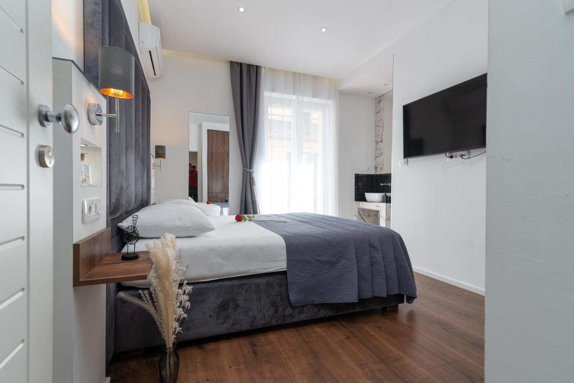 Antares Luxury Rooms 2 Split Exterior foto